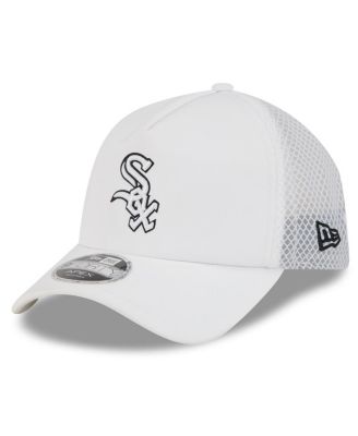 Men's White Chicago White Sox 2026 Batting Practice Apex 9FORTY Adjustable Trucker Hat