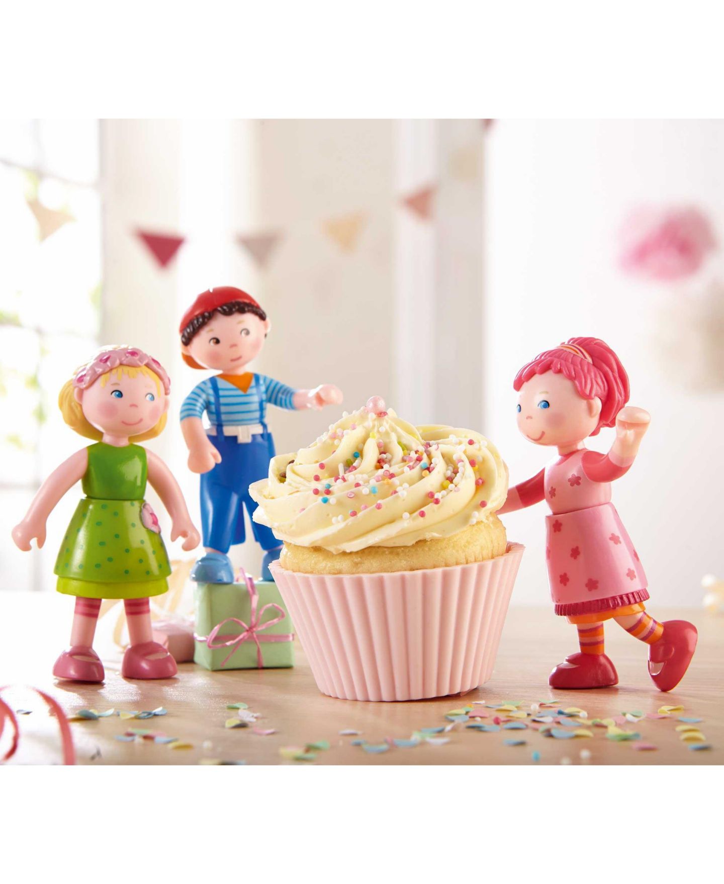 Подвижная мини-кукла Haba Little Friends Lilli, 4", от 3 лет, цвет: Розовый — фото 4