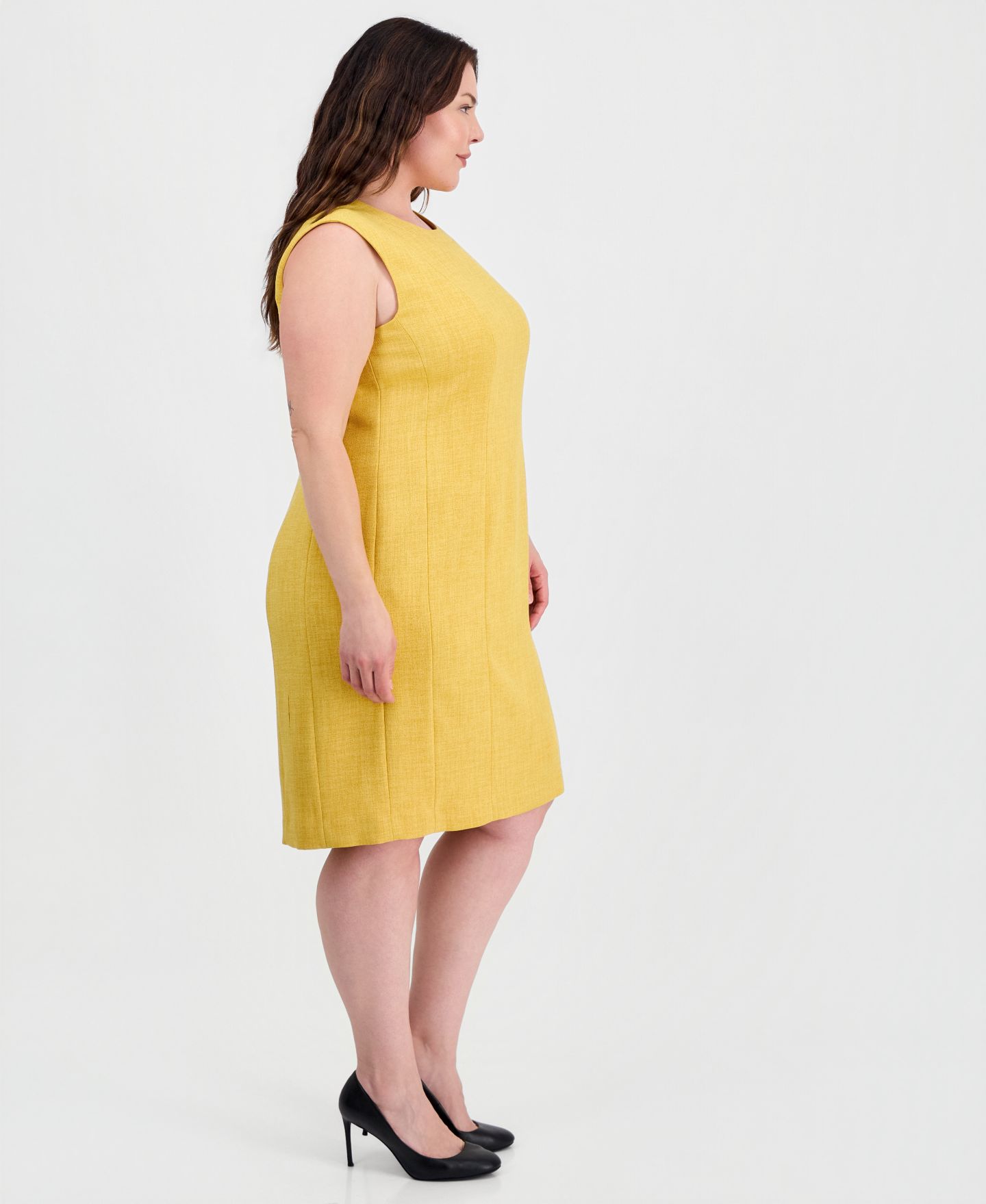 Женское платье Kasper Plus Size Sleeveless Sheath, цвет: Butterscotch — фото 3