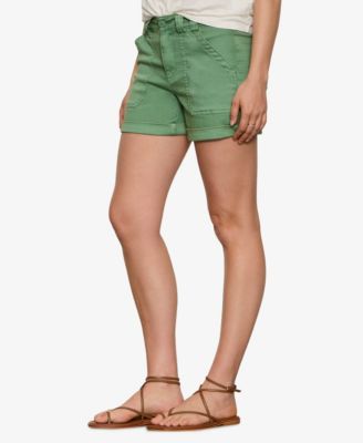 Women's Wander On Cuffed Hem Shorts