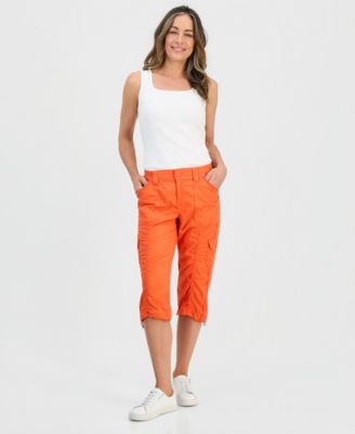 Petite Mid-Rise Cargo Capri Pants