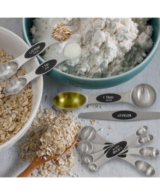 Stainless Steel Magnetic Measuring Spoons, 8 Piece Set with Leveler