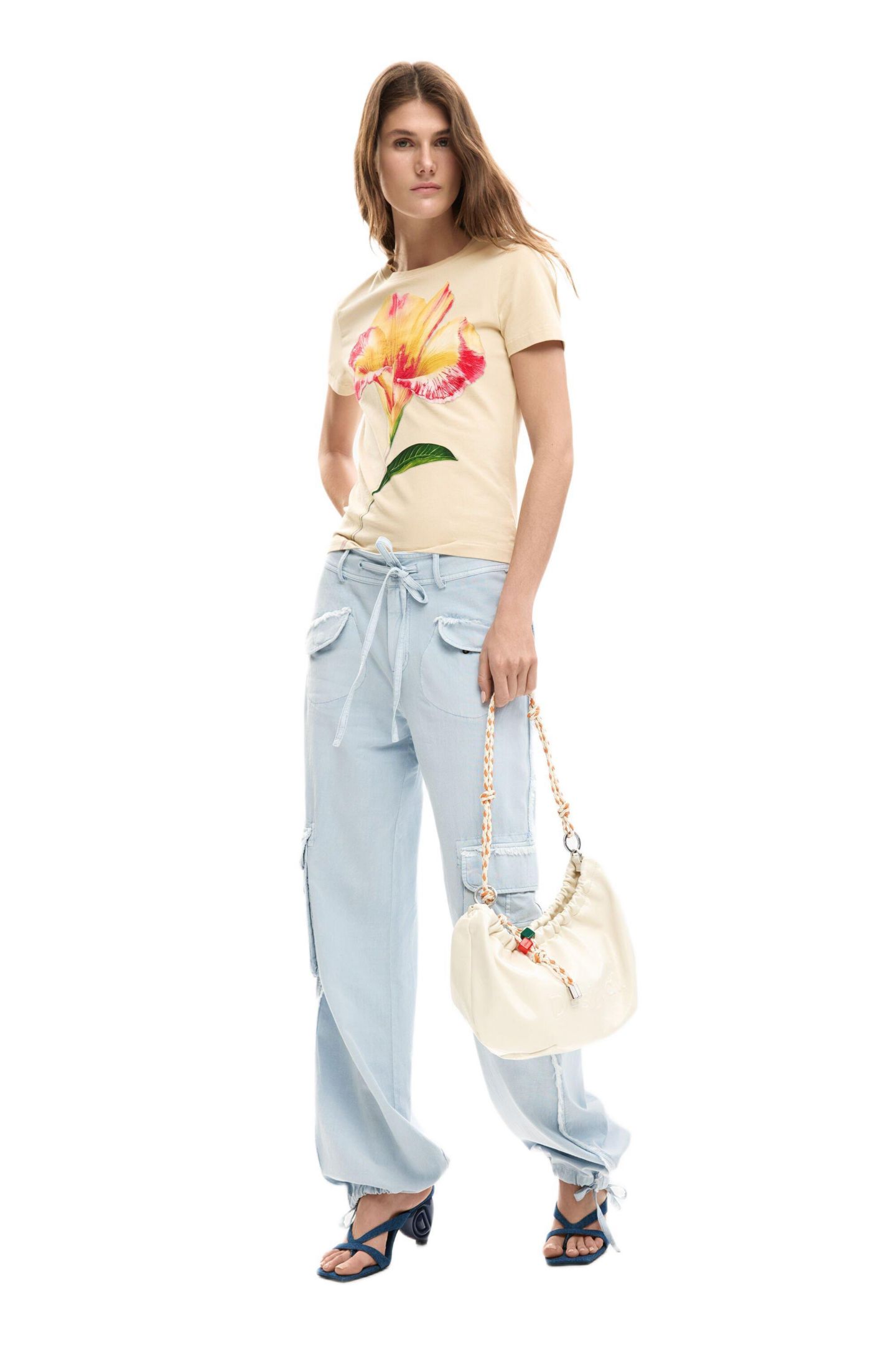 Женская футболка Desigual Big Flower, цвет: Молочный белый — фото 2