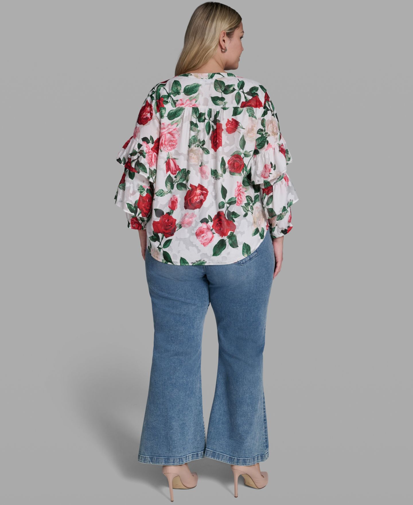 Женская блузка KARL LAGERFELD PARIS Plus Size V-Neck Floral-Print Blouse, цвет: Мягкий белый разноцветный — фото 6