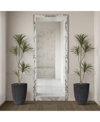 2-Piece Tall Tapered Round Plastic Planters Set