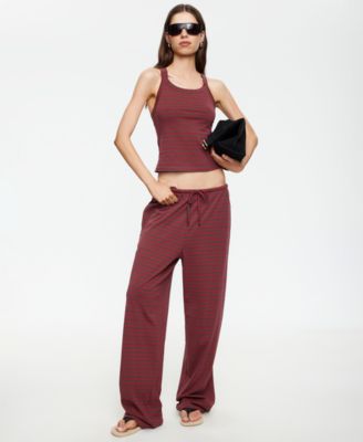 Women's Sleeveless Scoop Neck Top