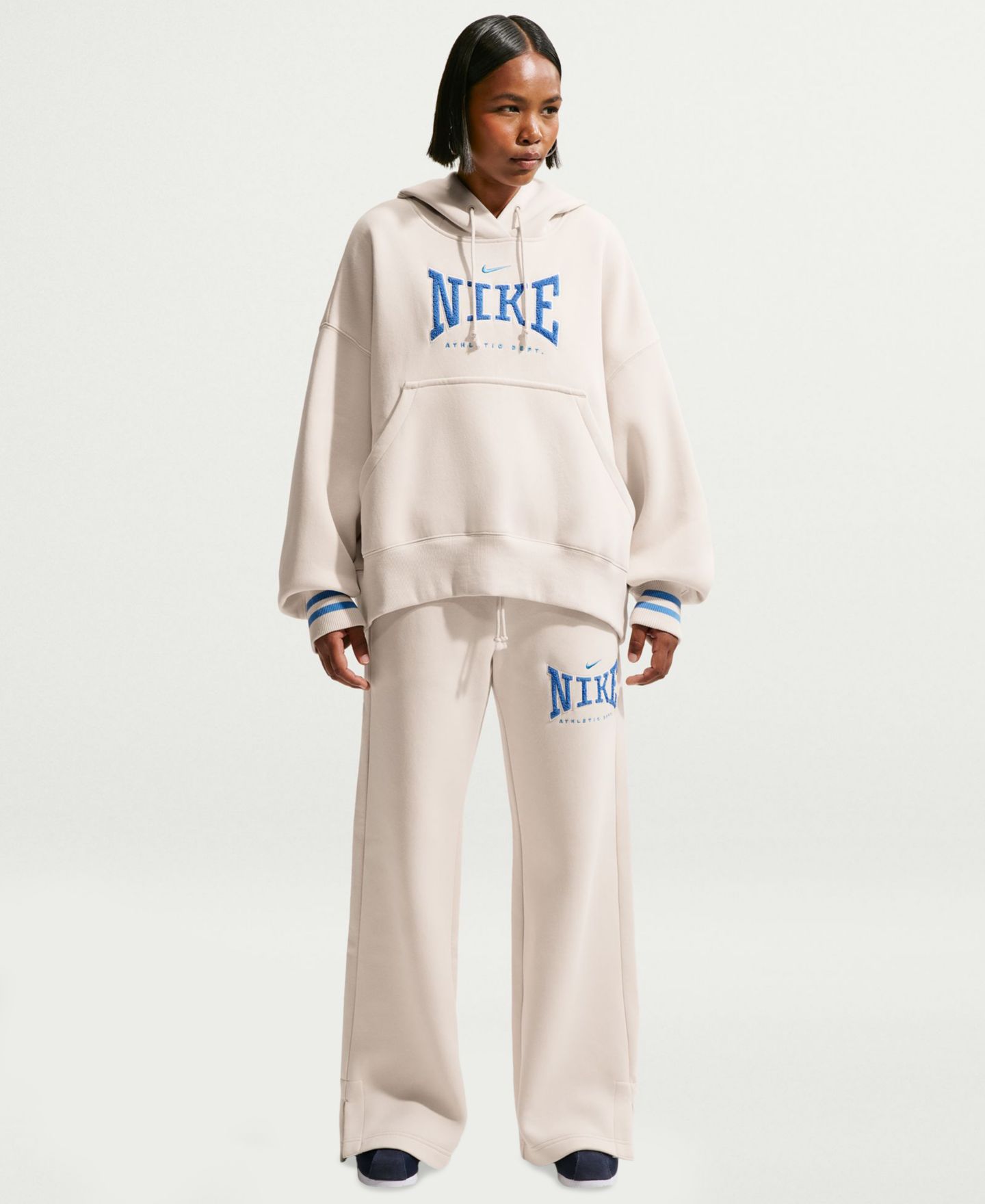 Женские брюки Nike Sportswear Phoenix Fleece High-Waisted Wide-Leg, цвет: Коричневый / Синий — фото 1
