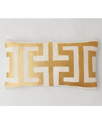 Cace Pillow Collection