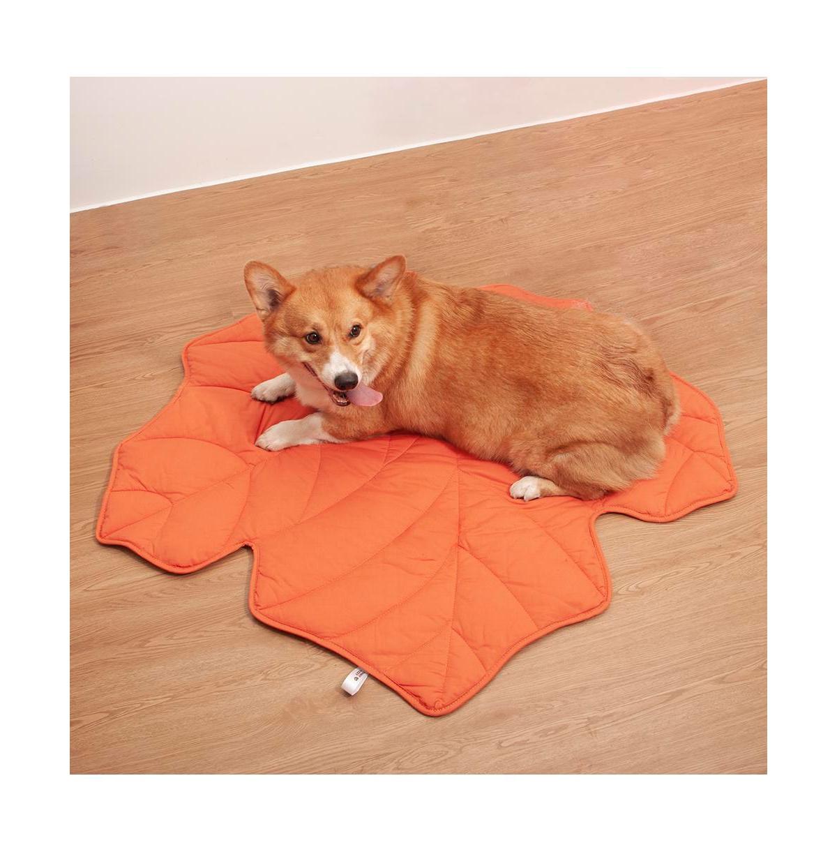 FunnyFuzzy Leaf Shape Pet Blanket