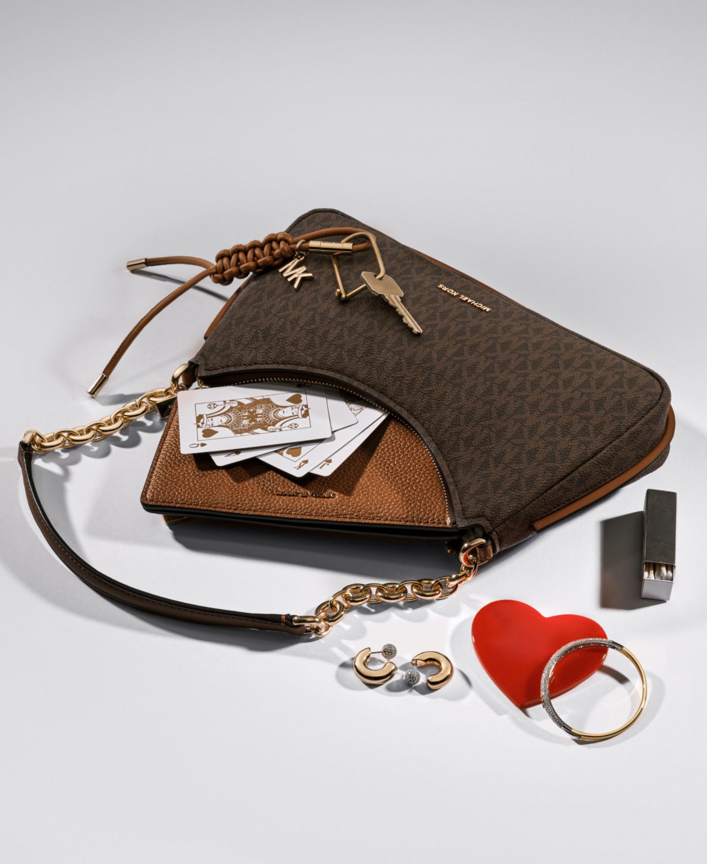 Женская сумка Michael Kors Nolita Small Chain Pouchette, цвет: Коричневый / Чёрный — фото 5