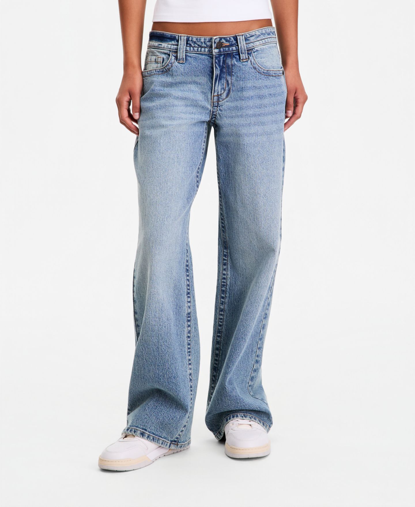 Женские джинсы Celebrity Pink Juniors' Low Rise V-Waist Baggy Embroidered Straight Leg Jean, цвет: Coldhaven — фото 7