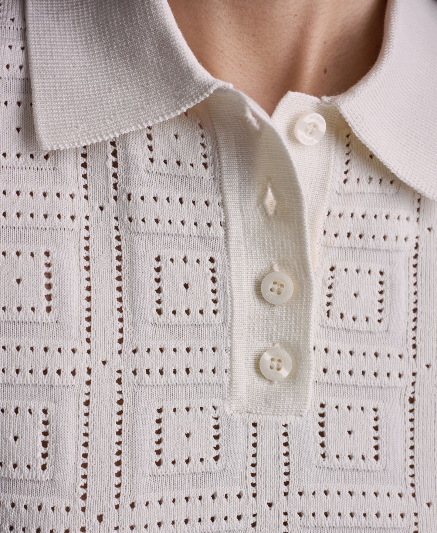 Женский топ BCBG Open-Stitch Polo Short-Sleeve, цвет: Белый — фото 4