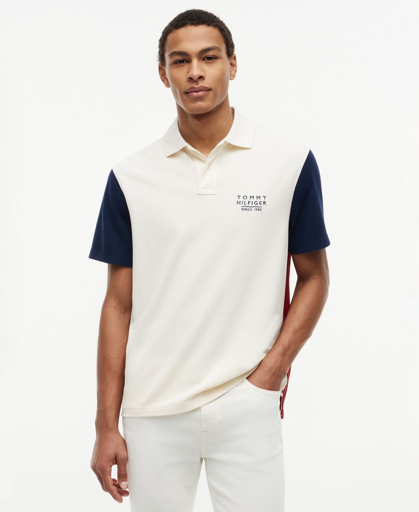 Мужское поло Tommy Hilfiger Color-Block Classic-Fit Polo Shirt, цвет: Слоновая кость — фото 1