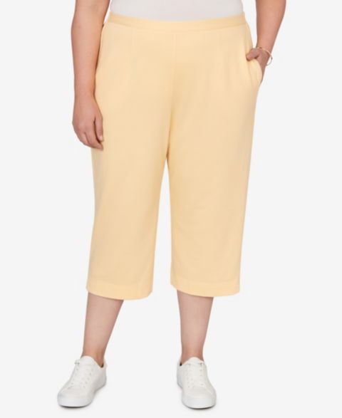 Женские брюки Alfred Dunner Plus Size Classic Everyday French Terry Flat Front Capri, цвет: Buttercup