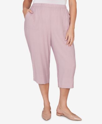 Plus Size Vintage Charm Front Pocket Capri Pants