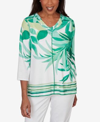Women's Resort Living Artisan Leaf Bordered V-Neck Top