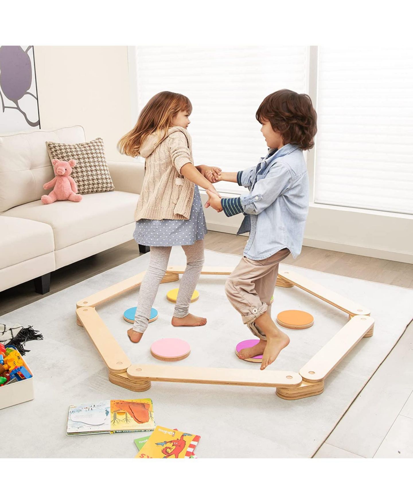 Детские игрушки Slickblue 12-Piece Wooden Colorful Balance Beam with Stepping Stones, Ages 3+, цвет: Светлый коричневый — фото 2