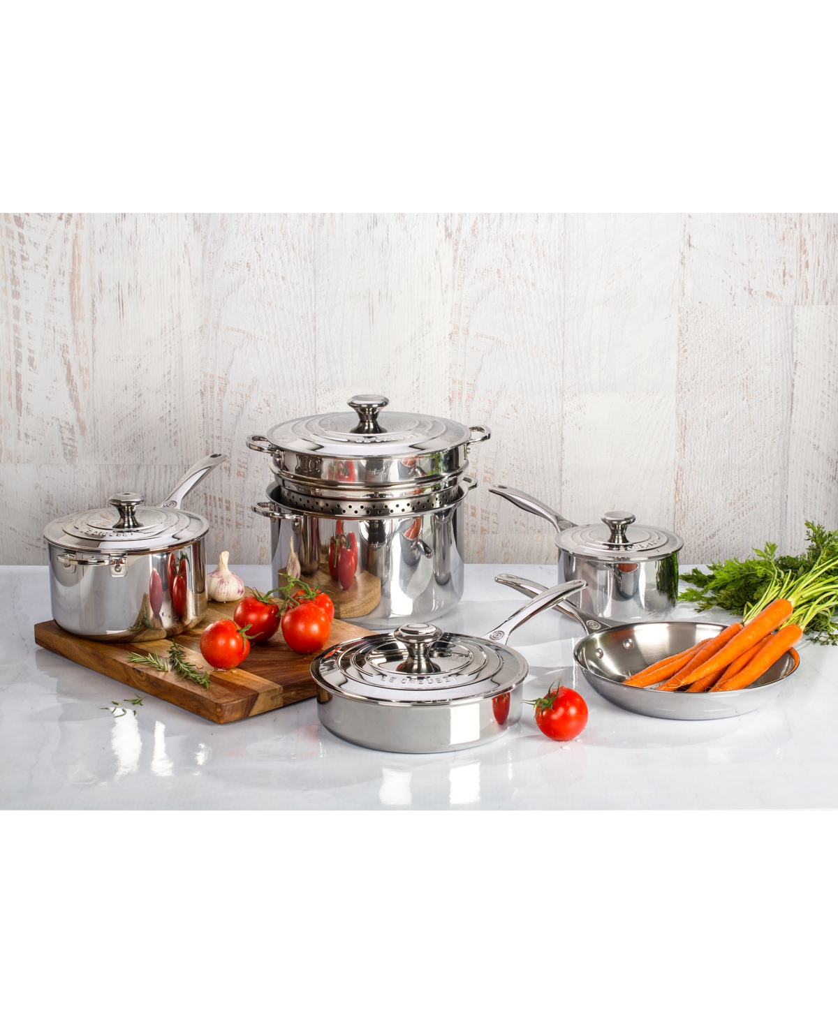 LE CREUSET STAINLESS STEEL 3.5-QT. COVERED SAUCIER PAN 