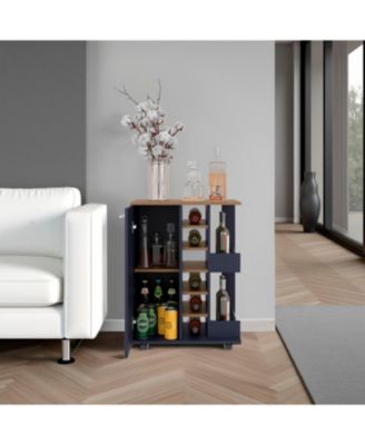 2 External Shelves, 6 Wine Racks and Locking Casters