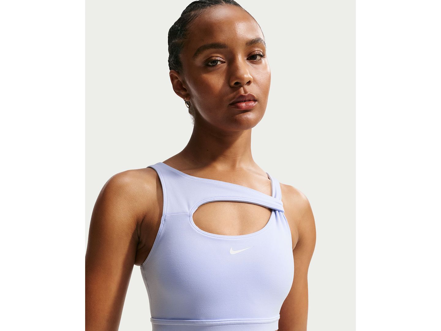 Спортивное бра One, уплотнённая чашка, средняя поддержка — Nike, цвет: Синий / Белый — фото 1