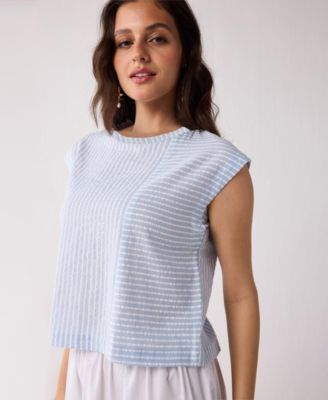 Women's Button-Back Crew Neck Top