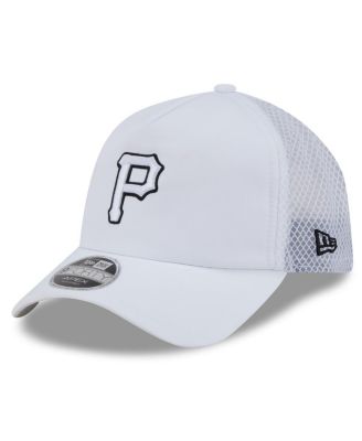 Men's White Pittsburgh Pirates 2026 Batting Practice Apex 9FORTY Adjustable Trucker Hat