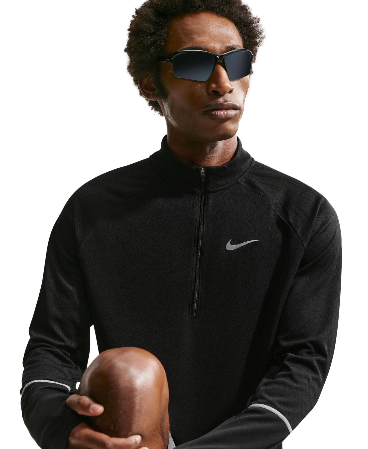Мужские футболки Nike Miler Dri-FIT Quarter-Zip Running, цвет: Чёрный / Светоотражающий серебряный — фото 3