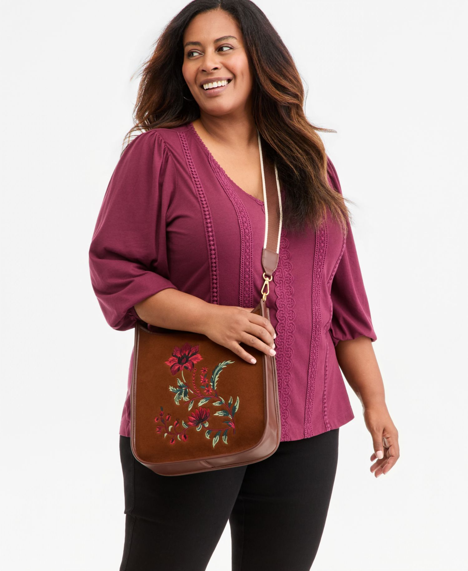 Plus Size 3/4-Sleeve V-Neck Embroidery Trim Top