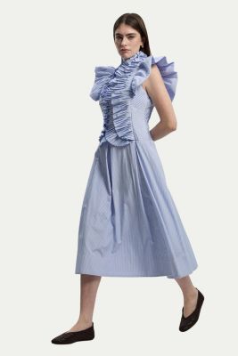 beaded flapper dress 1920s White Sequin Stella SUB-CATEGORY:FBM Color:Metallic Bubblegum We Ranked The Bachelor The dress has an