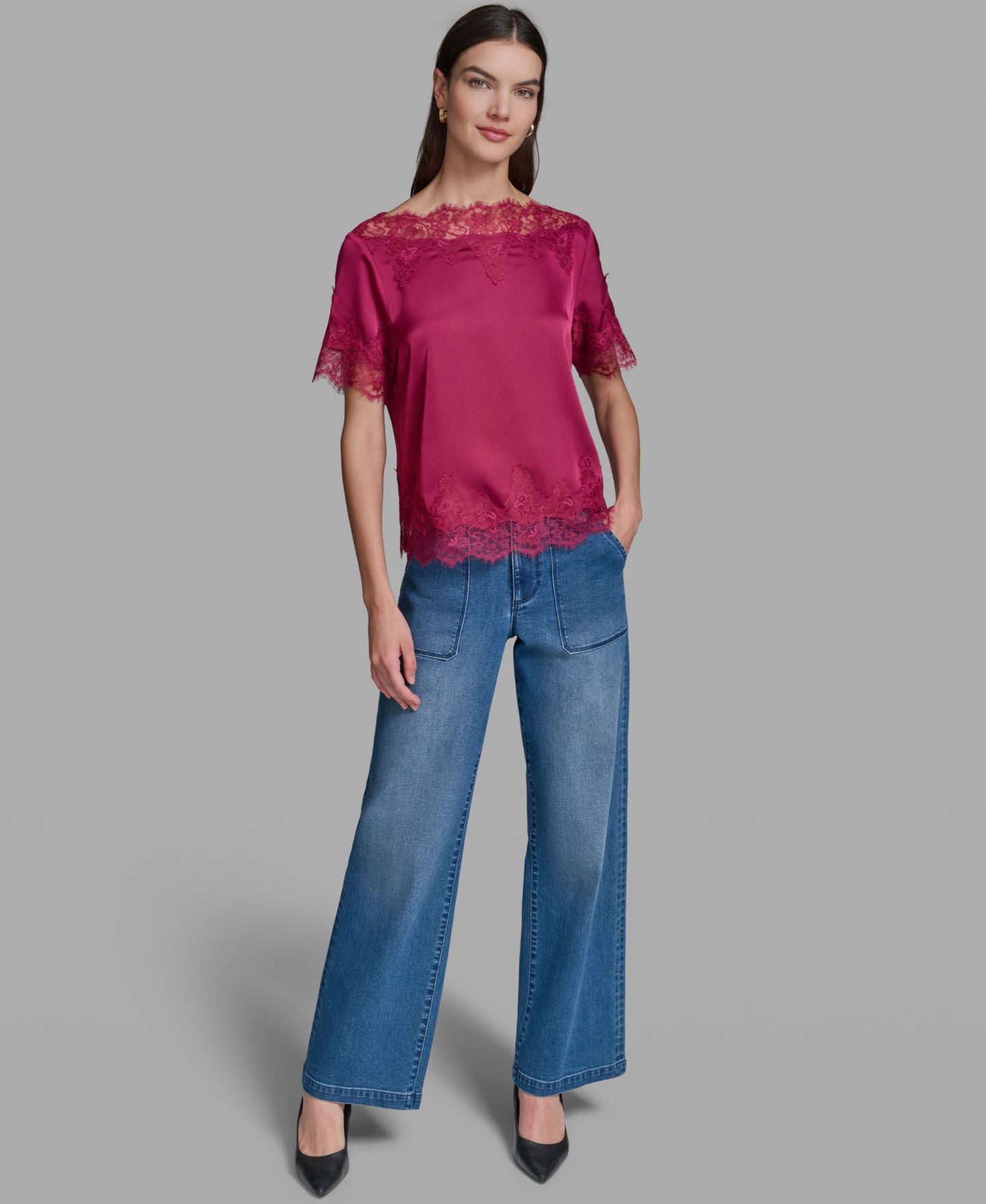Женская блузка KARL LAGERFELD PARIS Short-Sleeve Lace Trim Blouse, цвет: Currant — фото 3