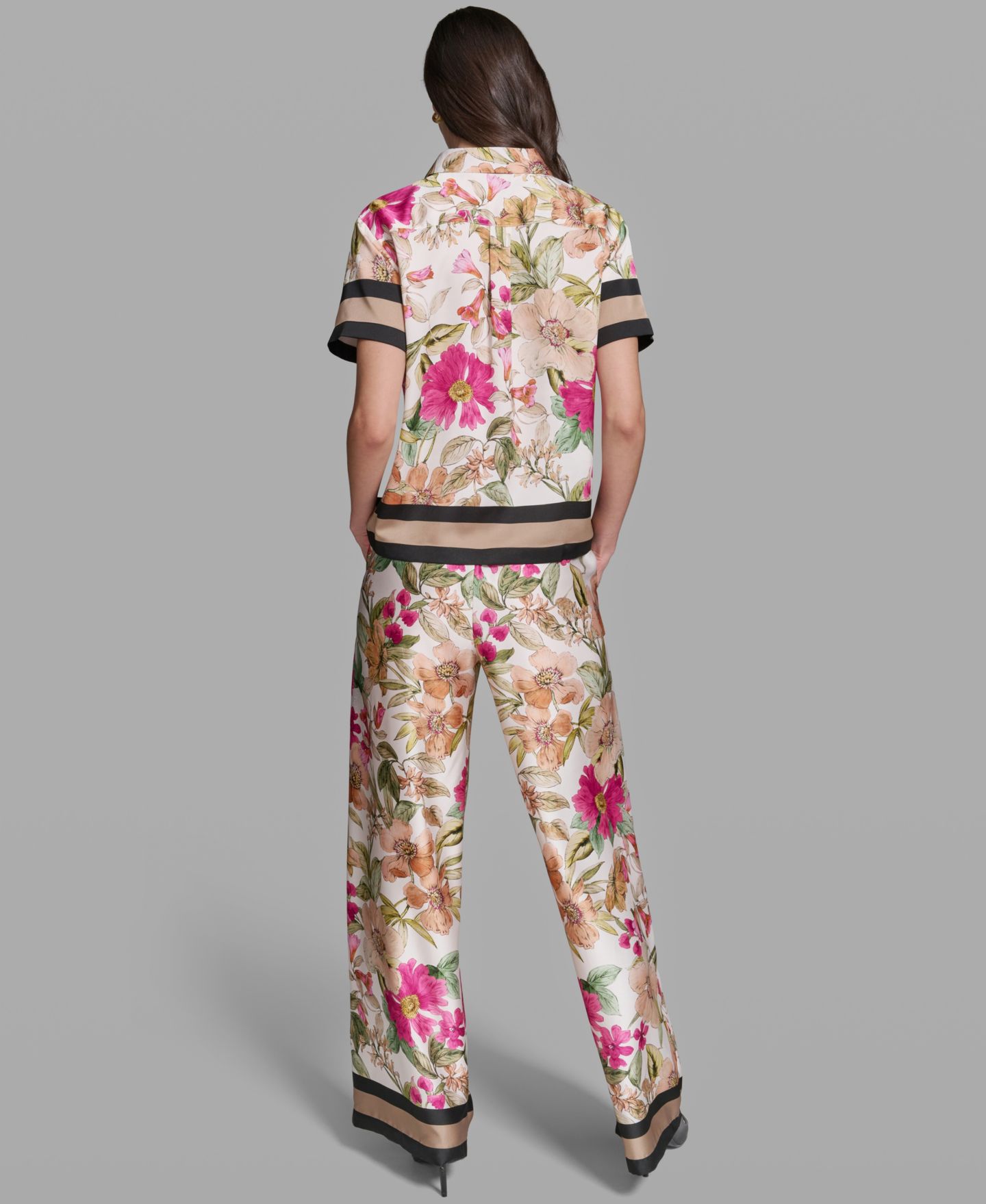 Женская рубашка KARL LAGERFELD PARIS Short-Sleeve Printed Camp, цвет: Бисквитный / Пудровый комбинированный — фото 8
