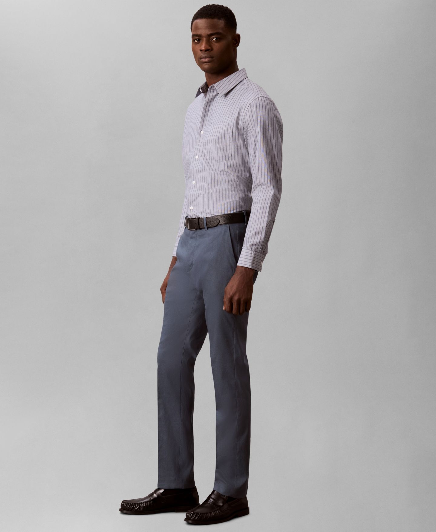 Мужские брюки Calvin Klein Linen Blend Slim-Fit, цвет: Тёмный сланцевый — фото 3