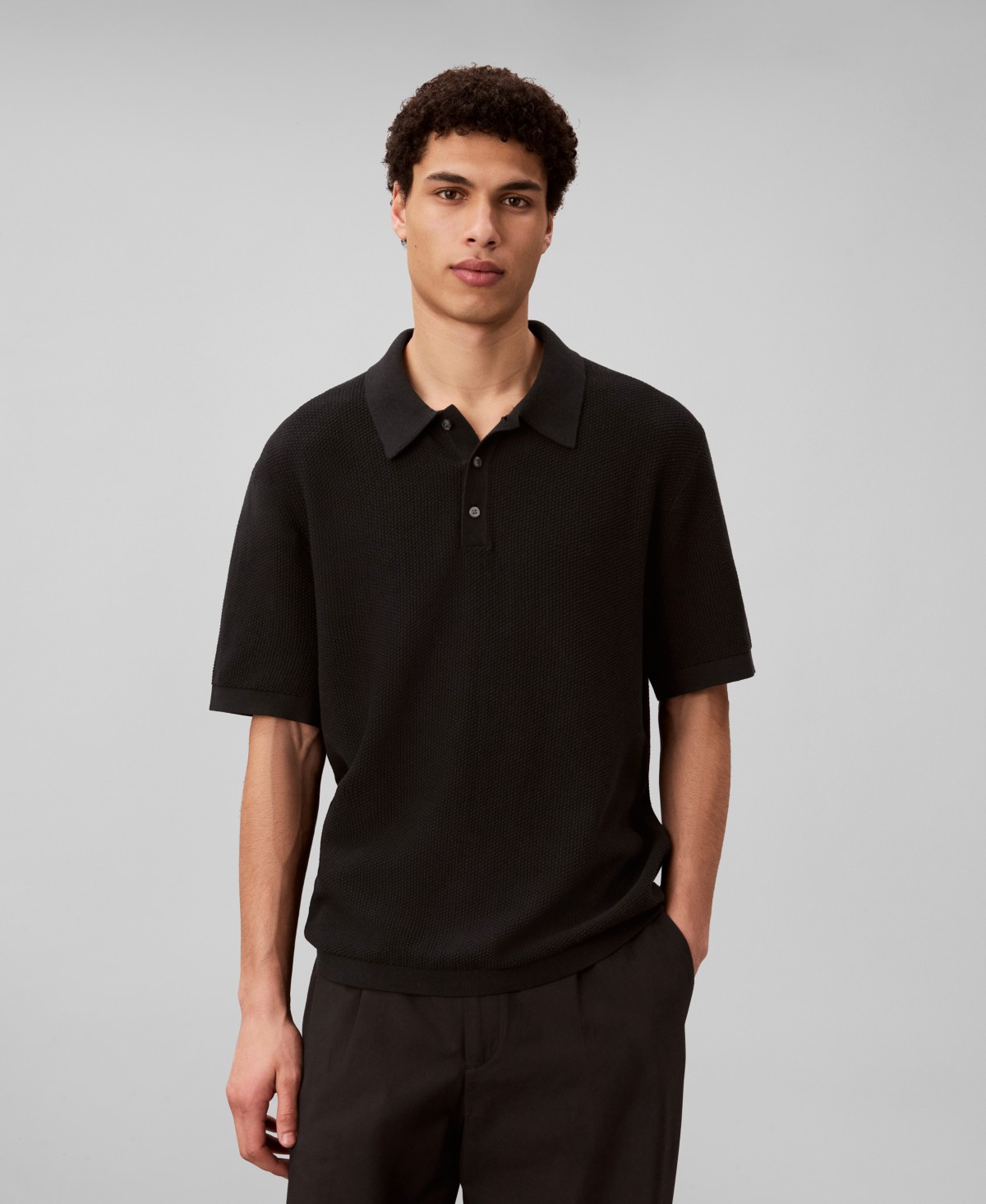 Мужские Calvin Klein Men's Textured Cotton Short-Sleeve Polo Shirt — фото 1