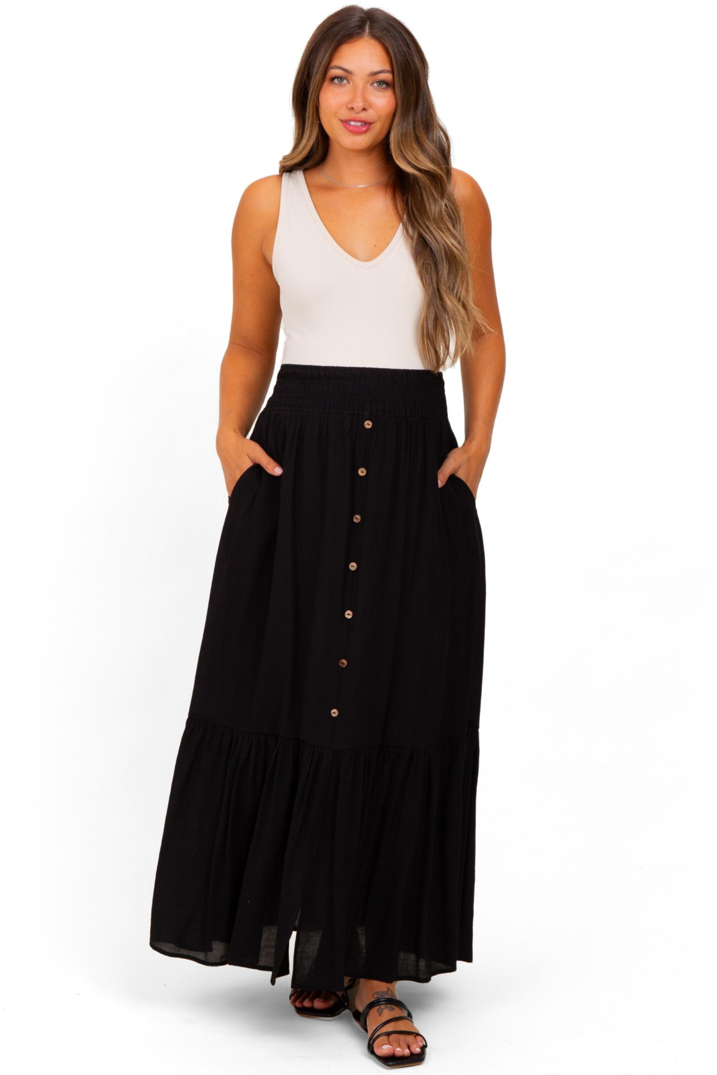 Женская юбка Pinkblush Black Smocked Waist Button Accent Maxi, цвет: Чёрный — фото 1