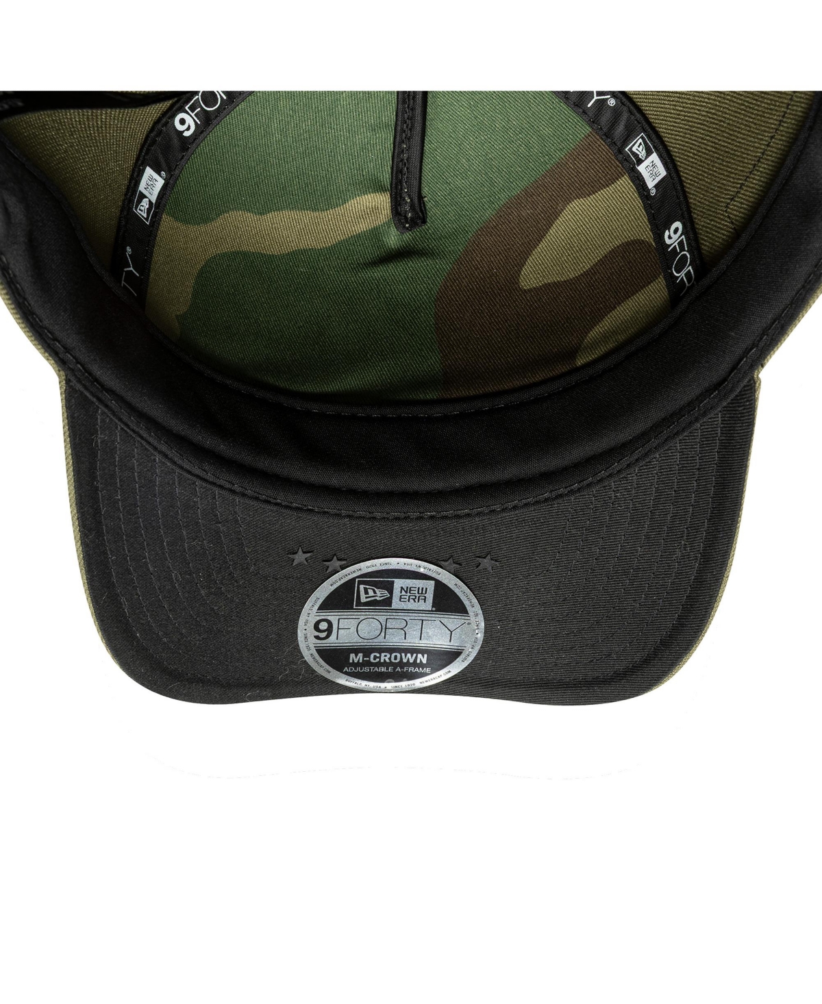 New Era Men's Olive New York Yankees 2026 Armed Forces Day 9FORTY Adjustable Hat