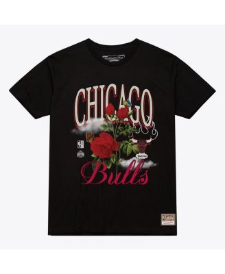 Men's and Women's Black Chicago Bulls Floral Graphic T-Shirt