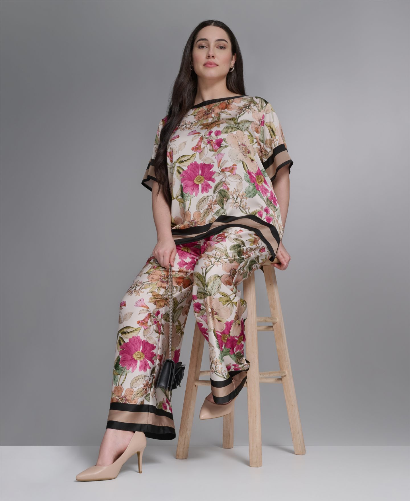 Женские брюки KARL LAGERFELD PARIS Plus Size High-Rise Floral Printed, цвет: Бисквитный / Пудровый комбинированный — фото 5