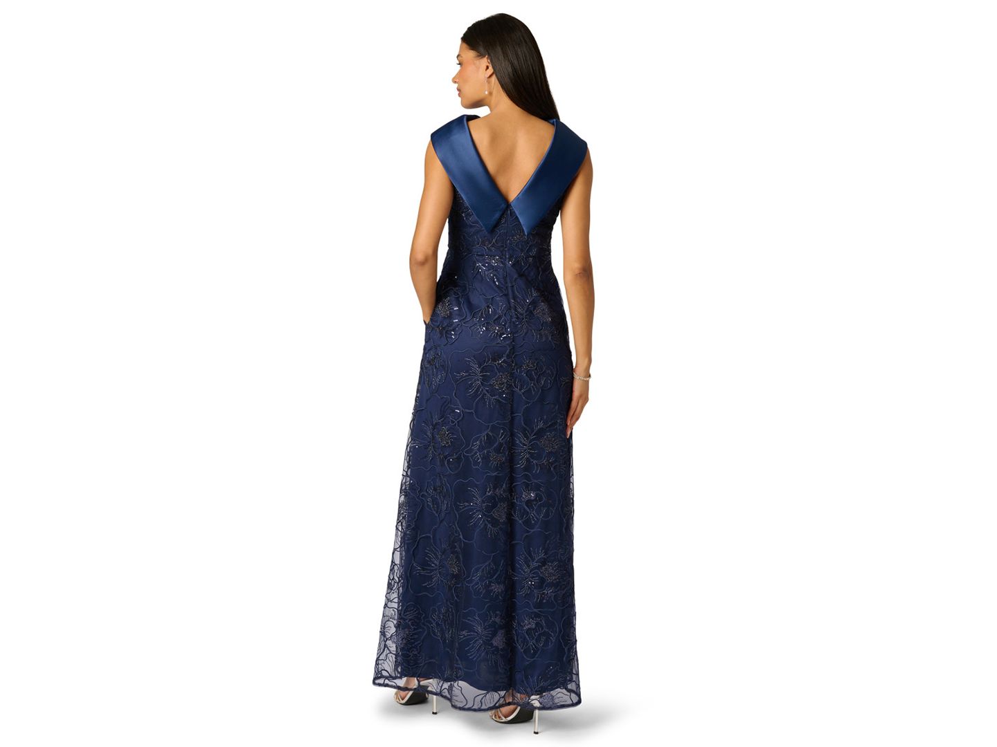 Женское платье Adrianna Papell Embroidered Boat Neck Gown, цвет: Тёмно-синий — фото 3