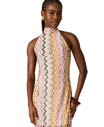 macys halter dress Seni & Cade Women's Floral Halter-Neck Maxi then amplify your look with a statement cuff and crystal tonal pumps for an office party Women's Halter Body-Con Dresses |