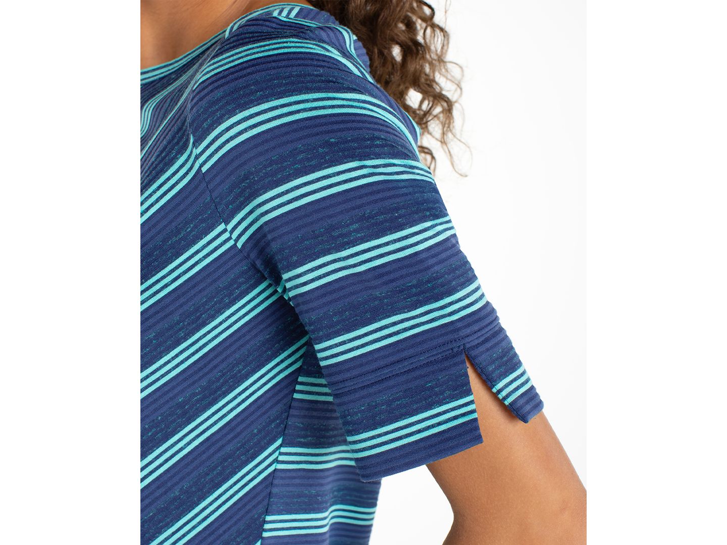 Женская футболка Liverpool Los Angeles Petite Short-Sleeve Boat Neck, цвет: Тёмно-синий бирюзовый — фото 2