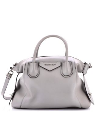 Small Antigona Soft Bag Leather