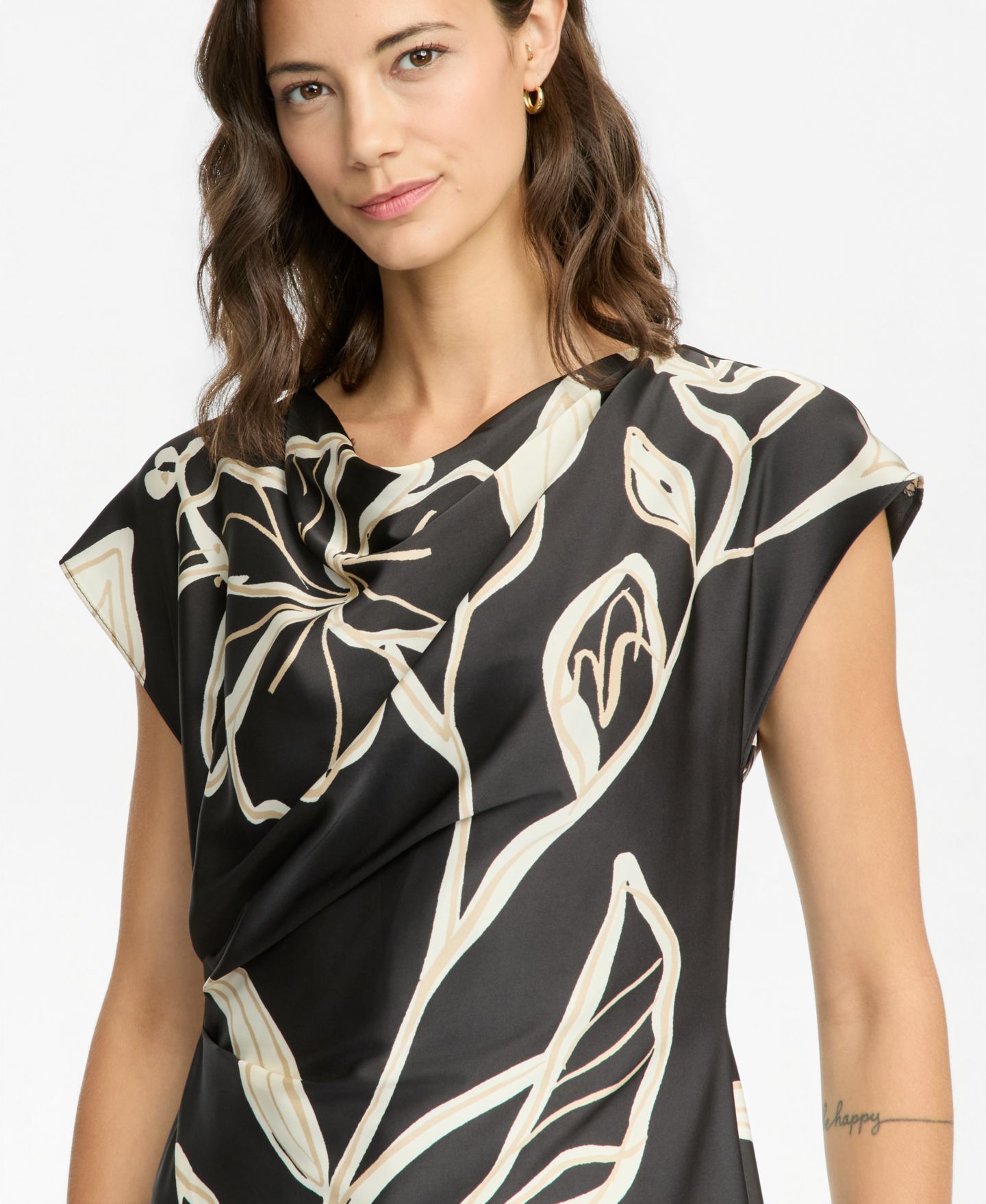 Женское платье Maggy London Cap-Sleeve Asymmetric-Hem, цвет: Чёрный / Кремовый — фото 4