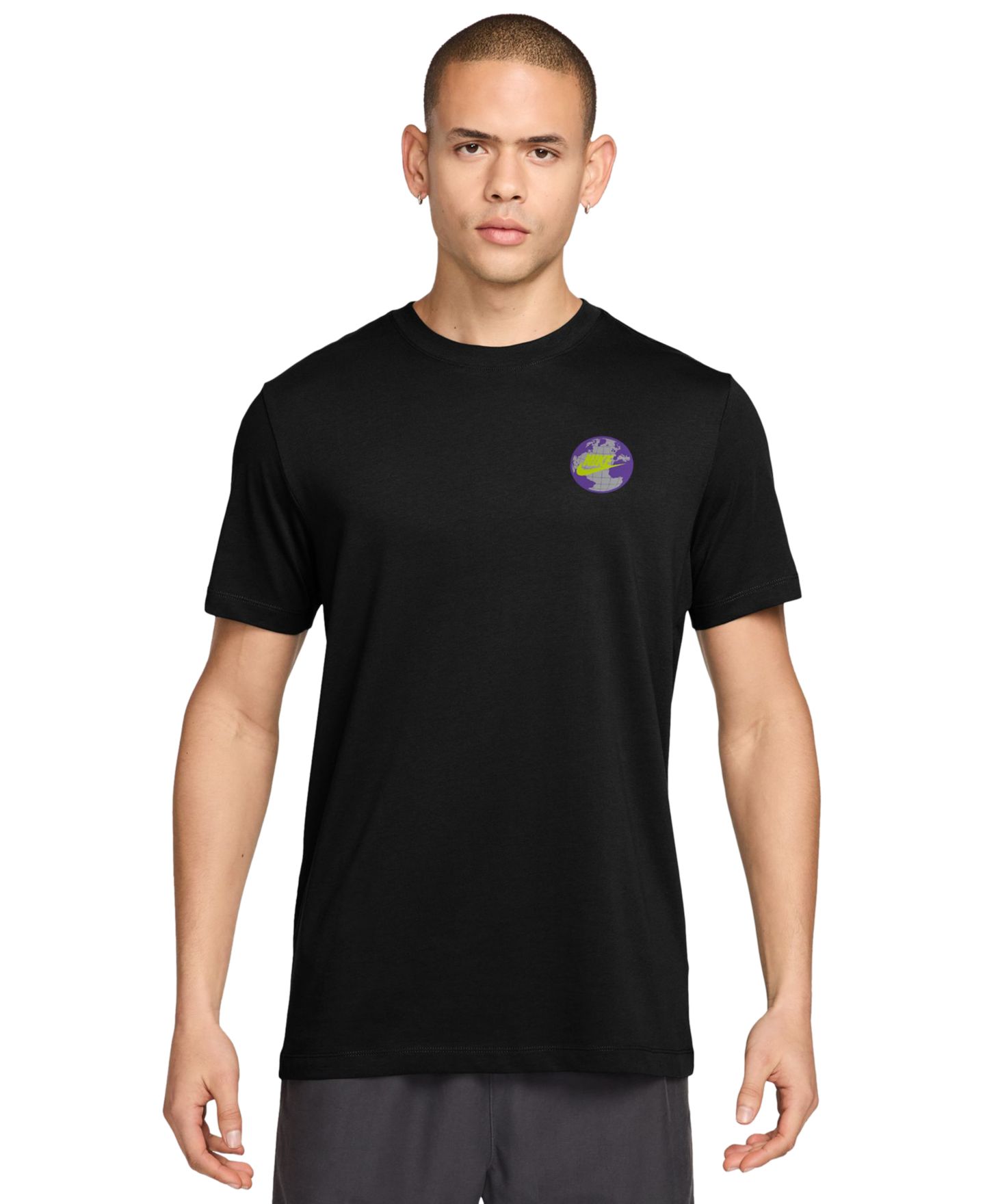 Мужская футболка Nike Sportswear Classic-Fit Short-Sleeve Graphic, цвет: Чёрный — фото 2