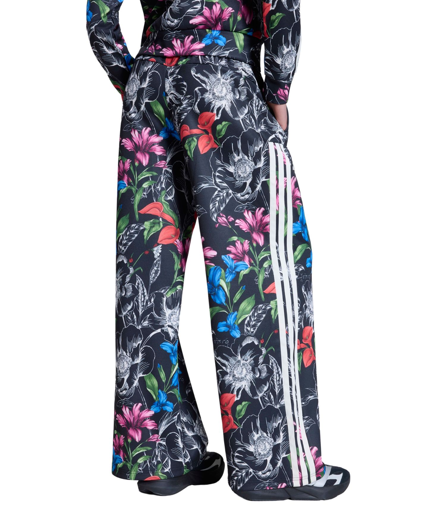 Женские брюки adidas X Farm Rio House Of Track Training, цвет: Чёрный / Кремовый белый — фото 10