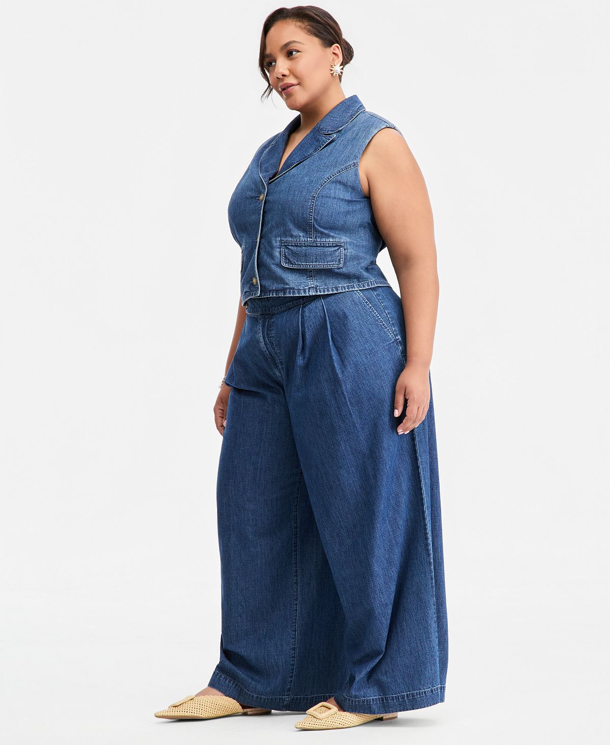 On 34th Trendy Plus Size High-Rise Pleated Wide-Leg Jeans, Macy's Exclusive view 4 — MAYCSS fashion products