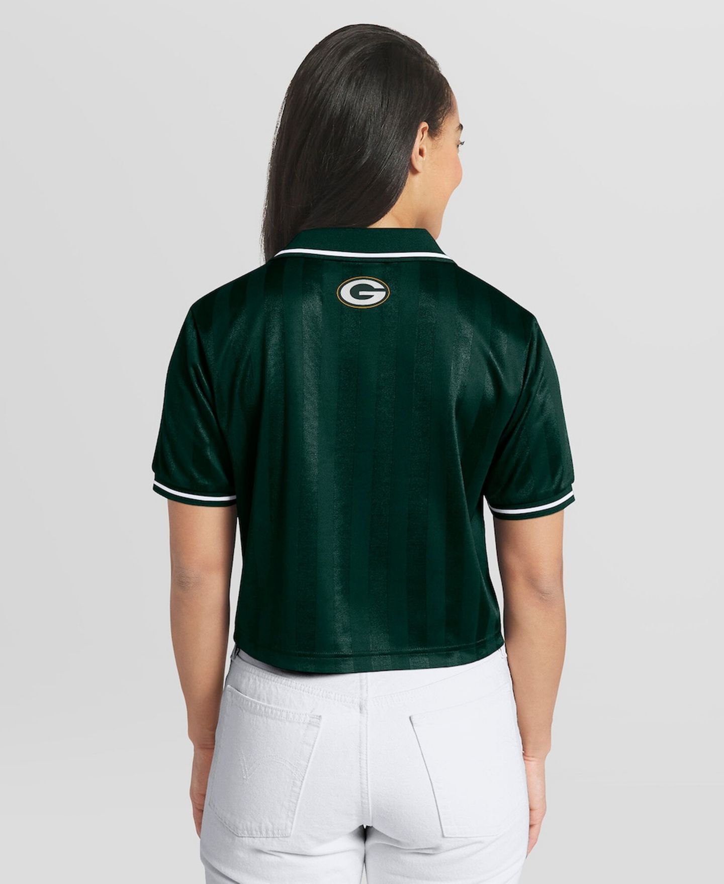Женское поло WEAR by Erin Andrews Green Green Bay Packers Cropped Jersey Polo — фото 4