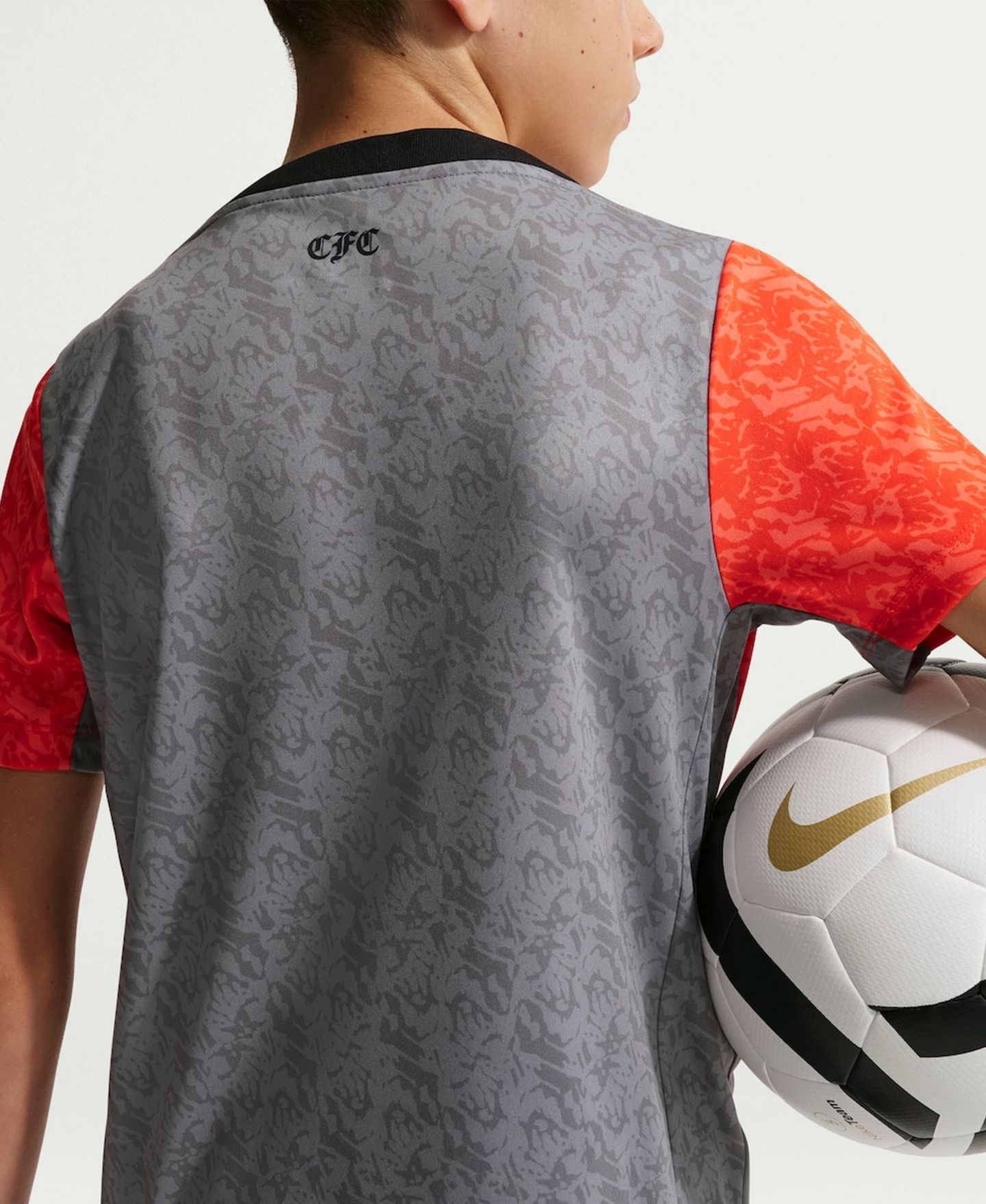 Детская предматчевая кофта Nike Chelsea 2025/26 Academy Pro, серая — фото 2