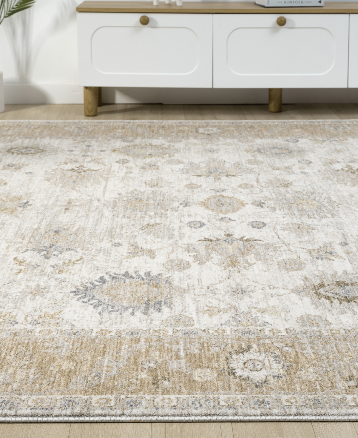 Lr Home Maria Mir-914 5'x7'10" Area Rug