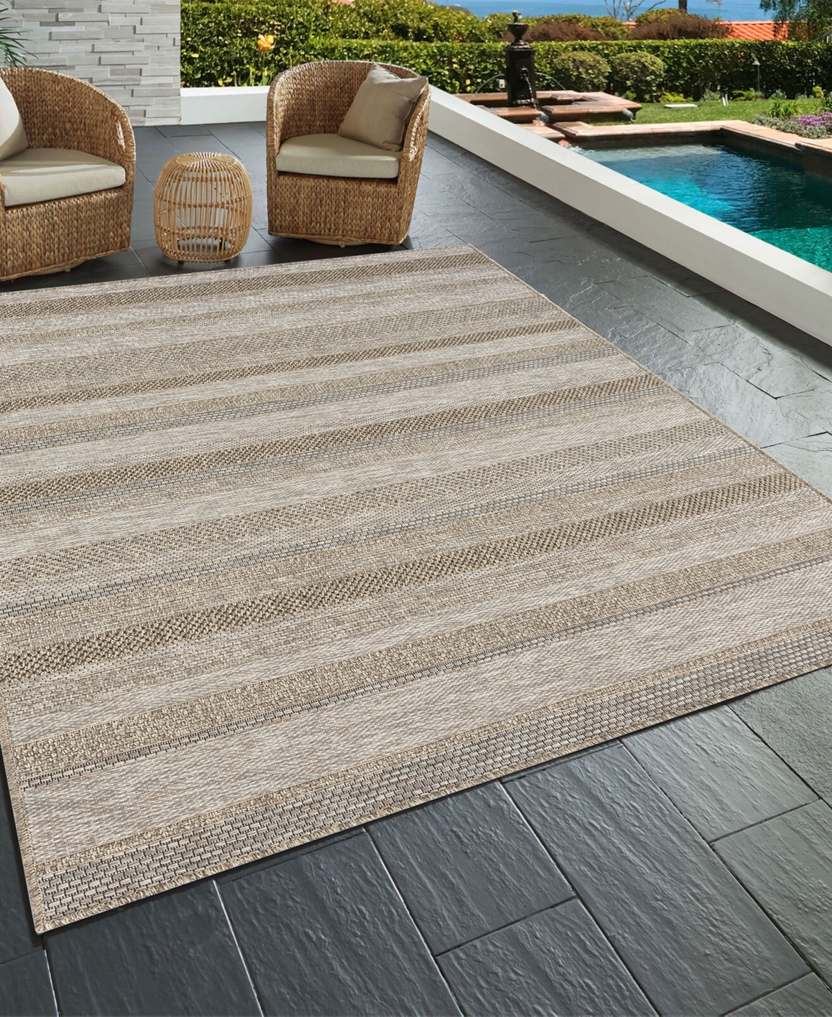Lr Home Oliva Oliva-115 5' x 7' Outdoor Area Rug