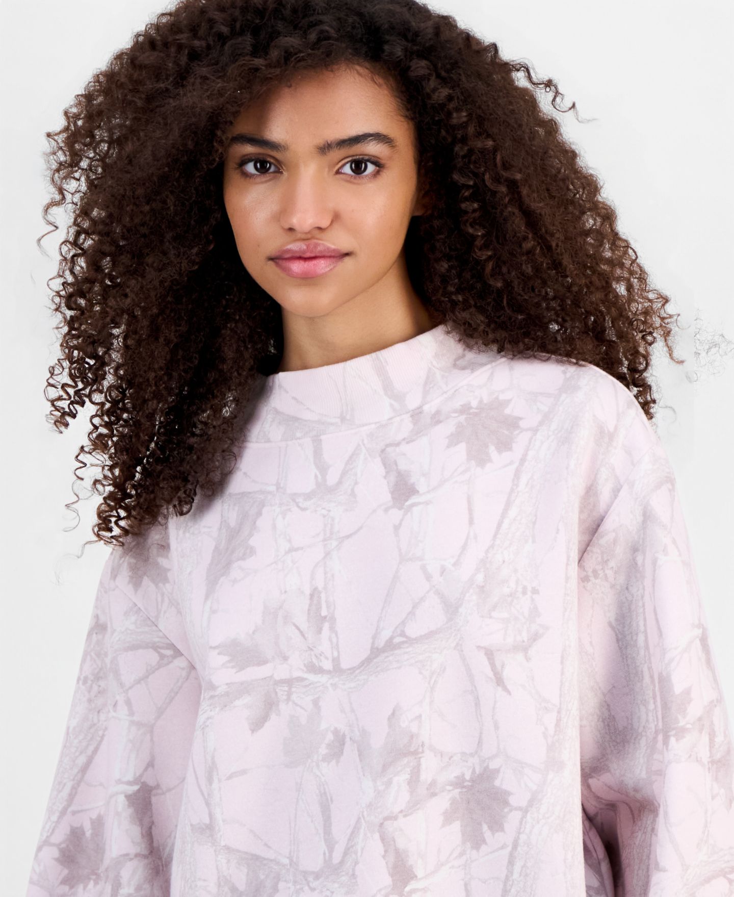 Женский свитшот Madden Girl Juniors' Printed Mockneck, цвет: Комбинированный — фото 3